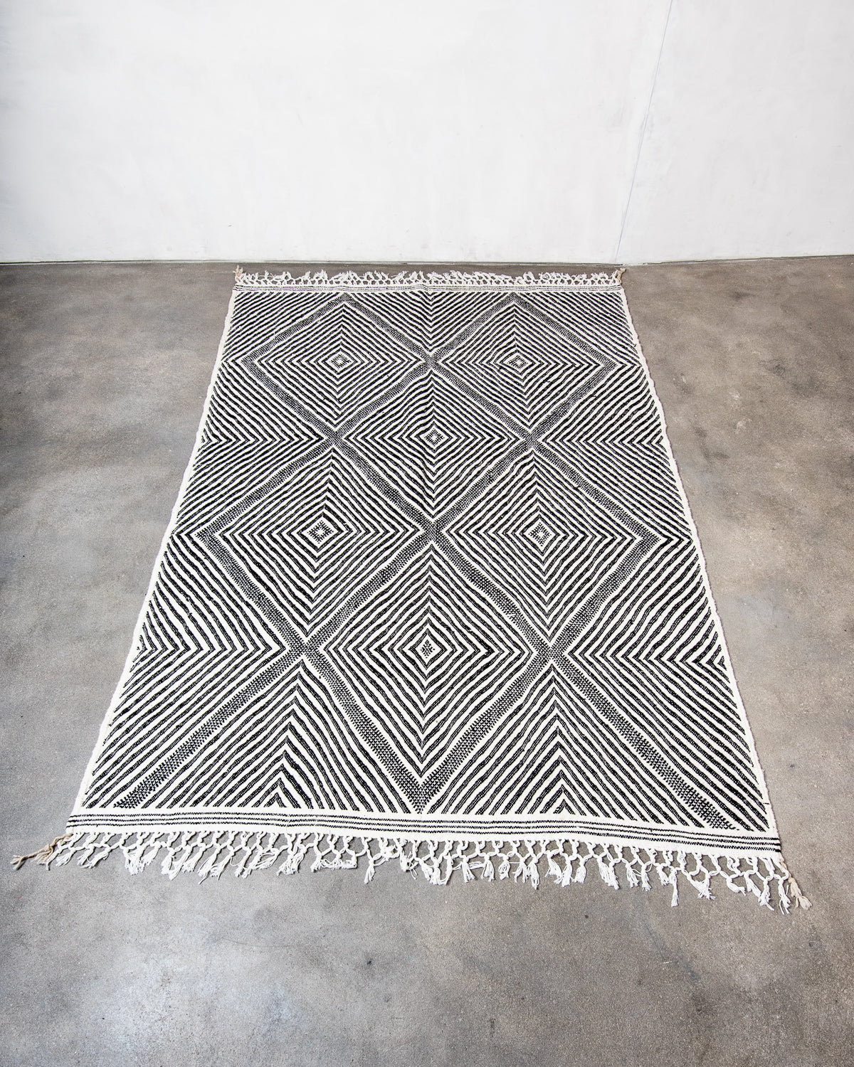 Modern, designer, handcrafted Berber rug from Morocco. Vintage Kelim carpet with beautiful designs and robust flat weave out of wool.